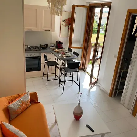 South Venice Apartment *
