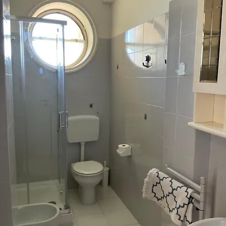 South Venice Apartment